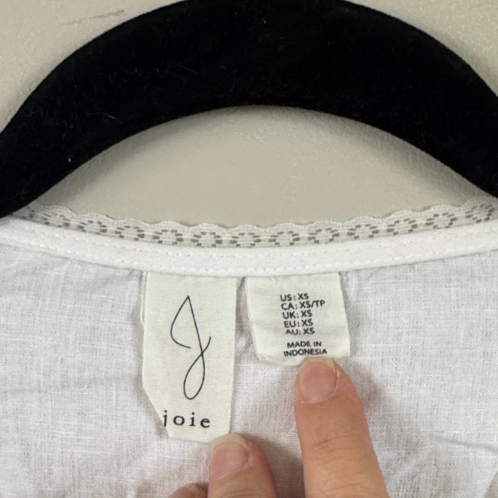 Joie White Button Front Blouse Lightweight Summer Top XS - Picture 2 of 3